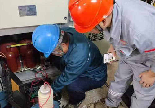 2023年10月25日，雙盾科技中金嶺南銅業脫硫脫硝項目配電工程交接試驗現場